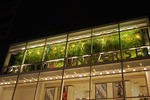 Phyto Universe, New York, 58th St, Avril 2011, photo Marc Jeanson