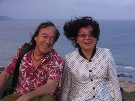 Mrs Tchen and Patrick Blanc at the top a a windy sea cliff, Kenting NP, Taiwan