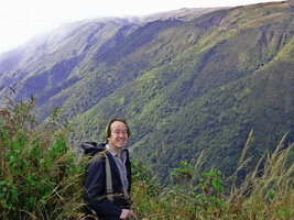 Patrick Blanc above a forested canyon, Meghalaya, India, Dec. 2003