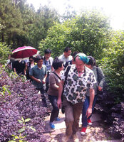 Patrick Blanc and Chinese students during a field trip in Dayang Shan, Suzhou, China, May 2014