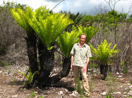 Patrick Blanc and Encephalartos hildebrandtii, Zanzibar, Tanzania, June 2006