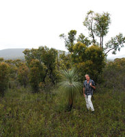 Patrick Blanc and the blue form of Kingia australis in habitat, Stirling Range NP, Western Australia, Nov. 2011