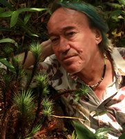 Patrick Blanc and the giant moss Dawsonia cf. longifolia, Mt Kinabalu, Sabah, Borneo, Aug. 2018
