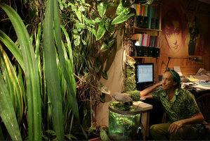 Patrick Blanc at home, May 2008, photo Véronique Lalot