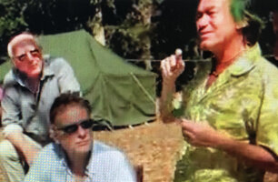 Patrick Blanc discussing with Francis Hallé and Gilles Ebersolt about the access to the karst forest plants during the Canopy raft, radeau des Cimes expedition preparation, Phou Hin Poun NBCA, Khammouane, Laos, Jan. 2012