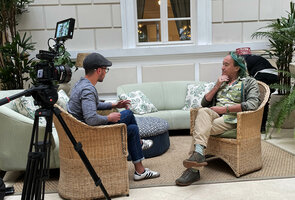 Patrick Blanc during an interview about green architecture with Carlos Palacios in Quito, Ecuador, Aug. 2021