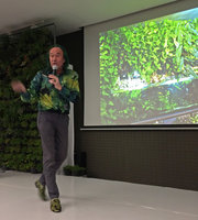 Patrick Blanc during his plenary conference at the WGIC, Bogota , Colombia, Oct. 2016