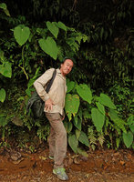 Patrick Blanc in front of a seeping rock covered in Xanthosoma pubescens, Manu NP, 1500 m, Peru, Aug 2014