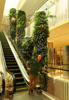 Patrick Blanc in front of the Green Columns at Robinsons, Dubai, May 2017