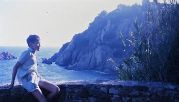 Patrick Blanc observing the sea cliffs, Spain, Aug. 1966