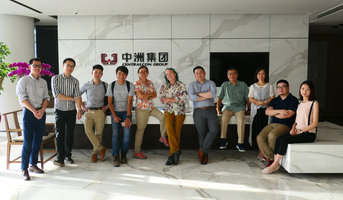 Patrick Blanc with Centralcon team and Bluet, Shenzhen, China, July 2017