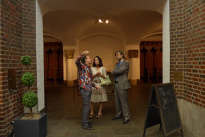 Patrick Blanc with Jane Schulak and Salvador Salort-Pons at the Detroit Institute of Arts, Detroit, July 2016