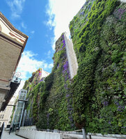 The Vertical Garden, 21 rue d&#039;Alsace, Paris, May 2023