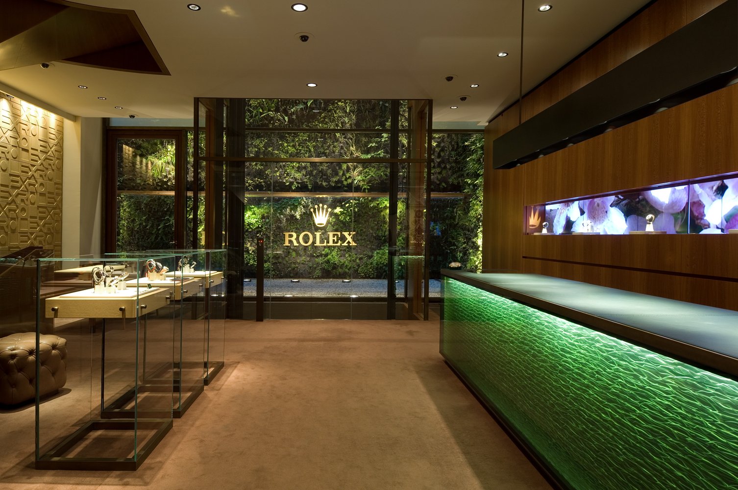 websted Wings tredobbelt Rolex Flagship Store - Pisa Orolegeria, Milan | Mur Vegetal Patrick Blanc